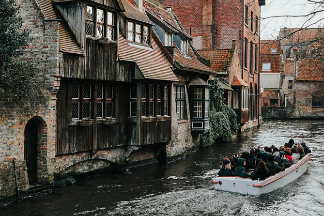 2-Hour Historical Walking Tour in Bruges with Praline Included - Dijver, Rosary Quay, and the classic Bruges photograph