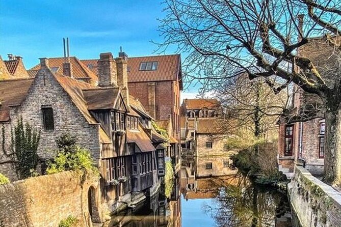 2-Hour Medieval Walk and Chocolate Tasting in Bruges - What the two-hour schedule really means