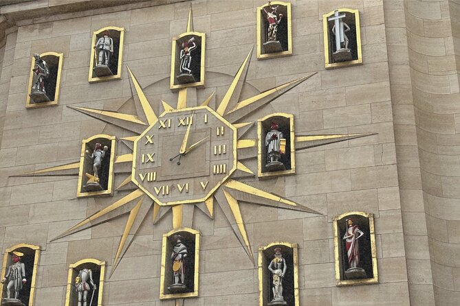 A Self-Guided Tour of Brussels: From Medieval to Modern Times - Galleries, puppets, and three curious statues