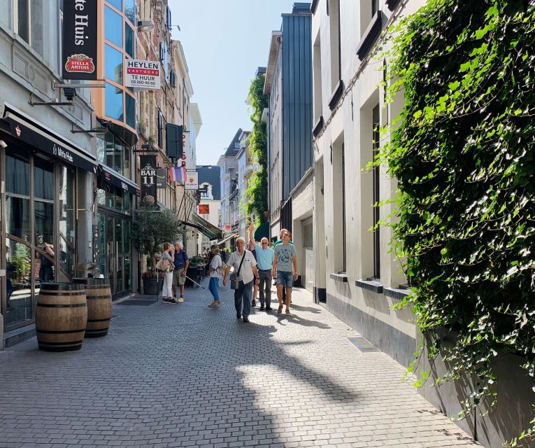Antwerp: City Highlights Walking Tour - Cathedral of Our Lady and the historic center
