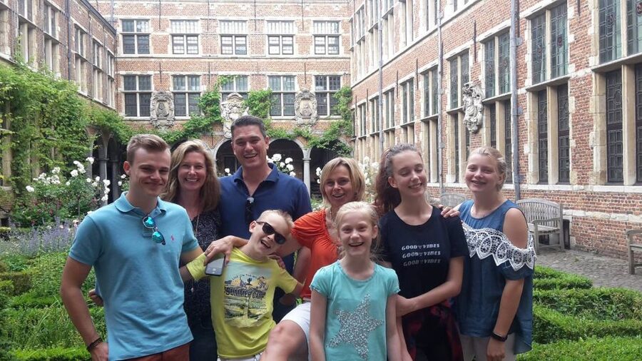 Antwerp: City Highlights Walking Tour - Finishing at the Railway Cathedral