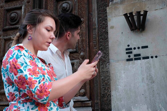 Antwerp: Help the Lost Boy – Self-Guided Mystery Walk - What the phone setup involves