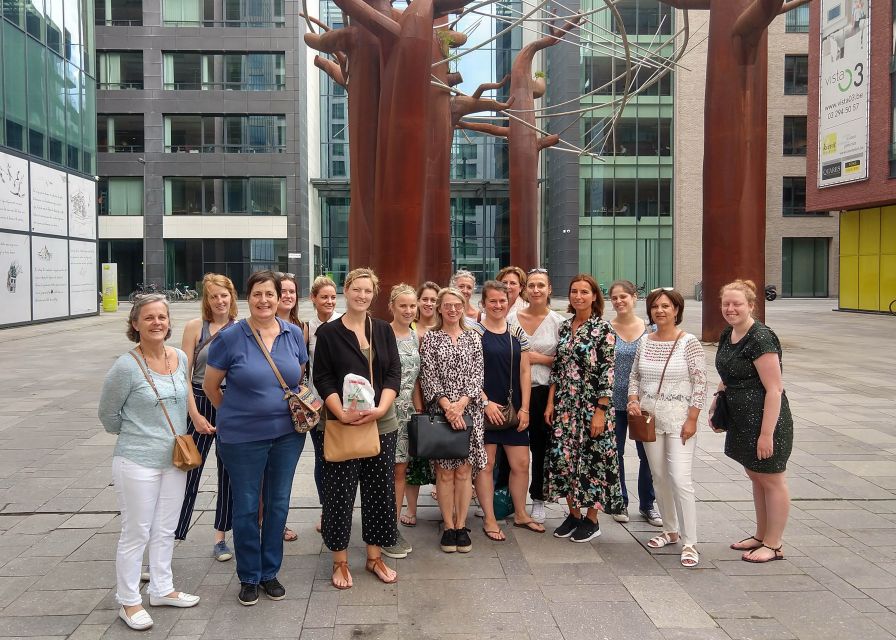 Antwerp: Jewish Neighbourhood Guided Walking Tour - A lively guide and room for questions