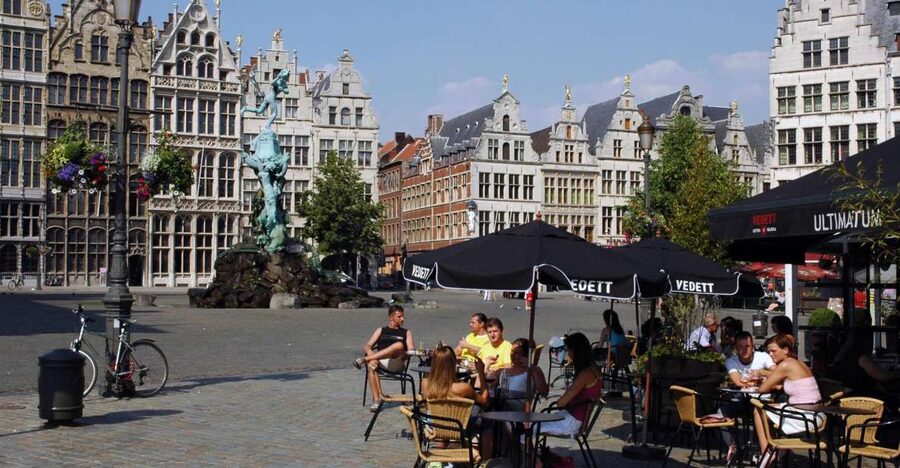Antwerp: Private 3-Hour Historical Sightseeing Walking Tour - Key points to know before you book