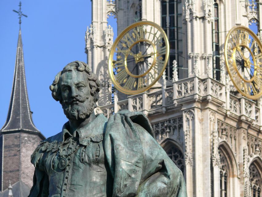 Antwerp: Private 3-Hour Historical Sightseeing Walking Tour - Renaissance City Hall and the guild houses