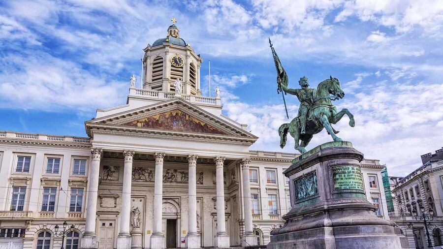 Antwerp Private Tour From Brussels - Who will get the most from this Antwerp tour?