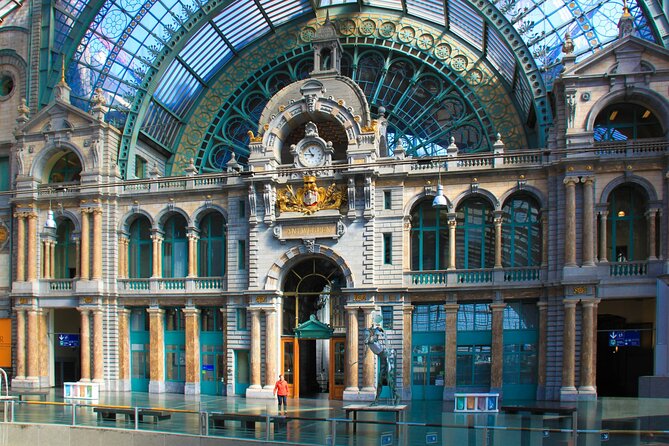 Antwerp Scavenger Hunt and Highlights Self Guided Audio Tour - Audio stories, languages, and local suggestions