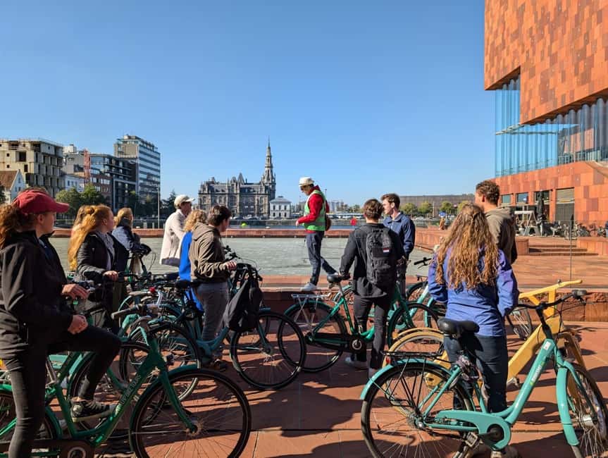 Antwerp: The Coolest Guided Bike Tour - What the two-hour pace feels like