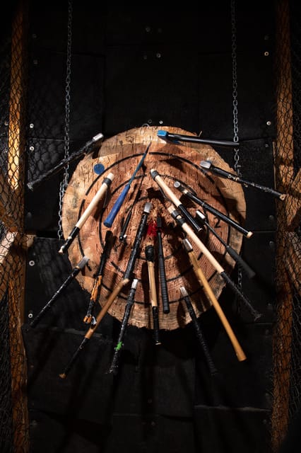 AXE THROWING EXPERIENCE IN ANTWERP - Learning the basics at WoodCutter in Antwerp