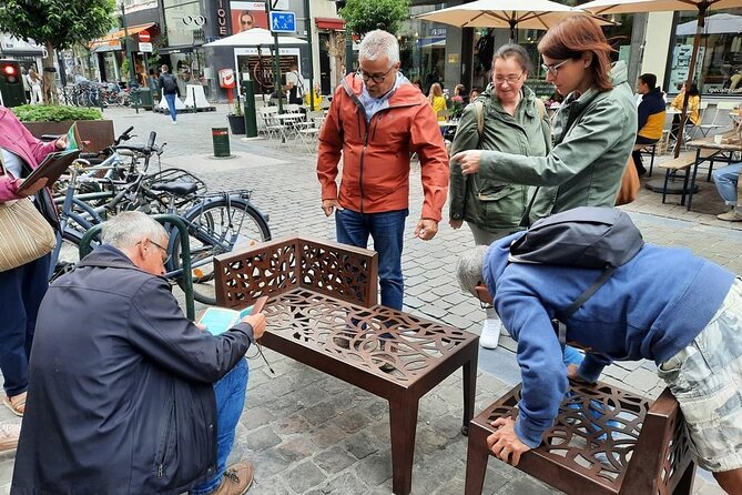 Beer Tasting and Scavenger Hunt in Brussels – About 3 Hours - A city walk with a puzzle in your hand
