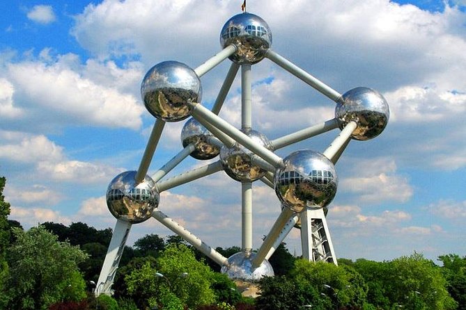 Best of Brussels : Private Luxury Tour - Manneken Pis and the comic side of Brussels