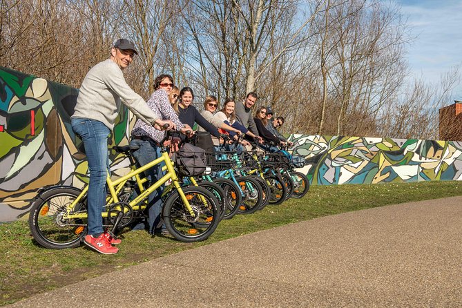 Bicycle tour in historic Ghent - Starting in the garden of St. Peter’s Abbey