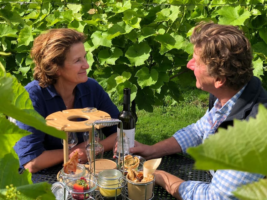 Bioul (near Dinant) : Château de Bioul Tour and Wine Tasting - The Le Bon Marché connection