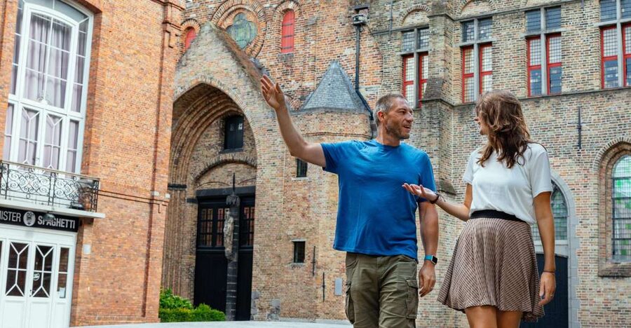 Bruges: 1.5-Hour Private Kick-Start Tour with a Local - Eiermarkt and the first feel of the city