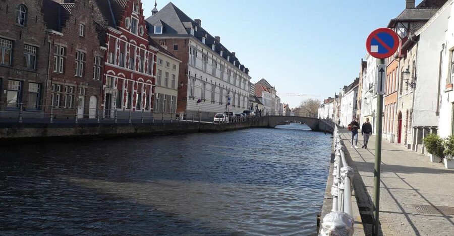 Bruges Beer and Chocolate Walking Tour - Who will enjoy this four-hour outing