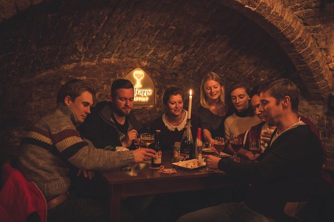 Bruges Beer Tour with chocolate pairing by a young local - Starting at Bath & Barley at 2 pm