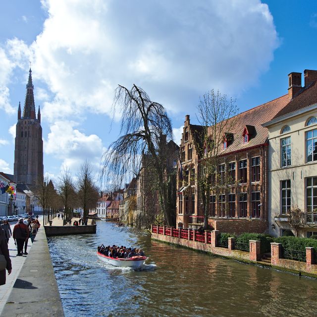 Bruges: Bourgogne des Flandres Brewery and Distillery Visit - Stairs, Access, and Practical Comfort