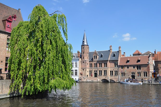Bruges by bike with friends and family! - Sint-Janshuismolen and Bruges’ working edge
