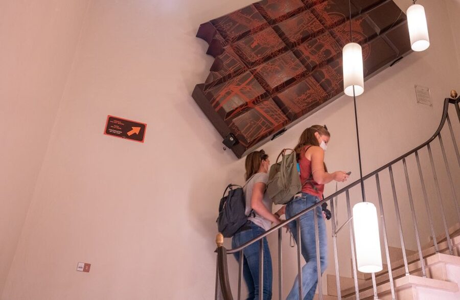 Bruges: Choco-Story Chocolate Museum Guided Tour w/Tastings - Interactive Displays for Children and Curious Adults