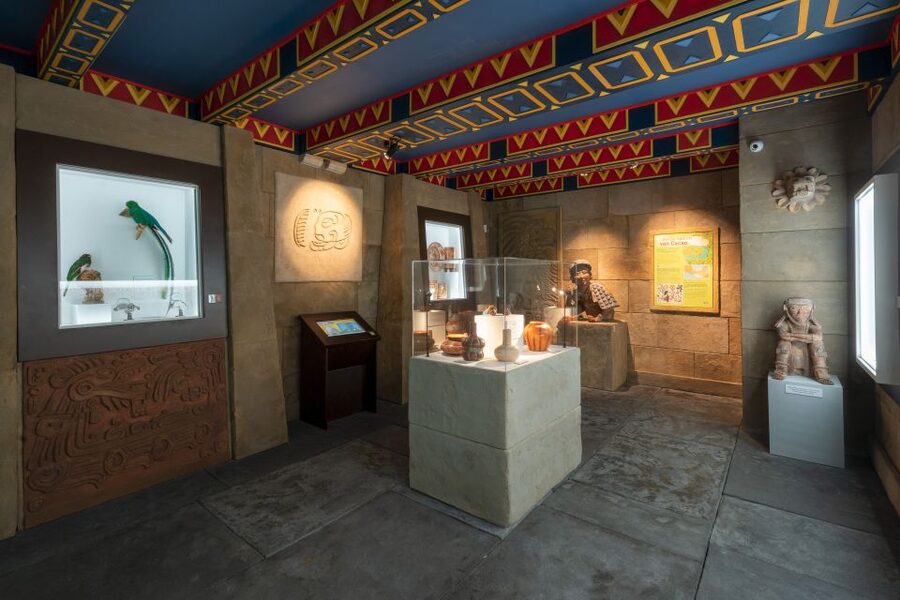 Bruges: Choco-Story Chocolate Museum Guided Tour w/Tastings - Location, Timing, and Access
