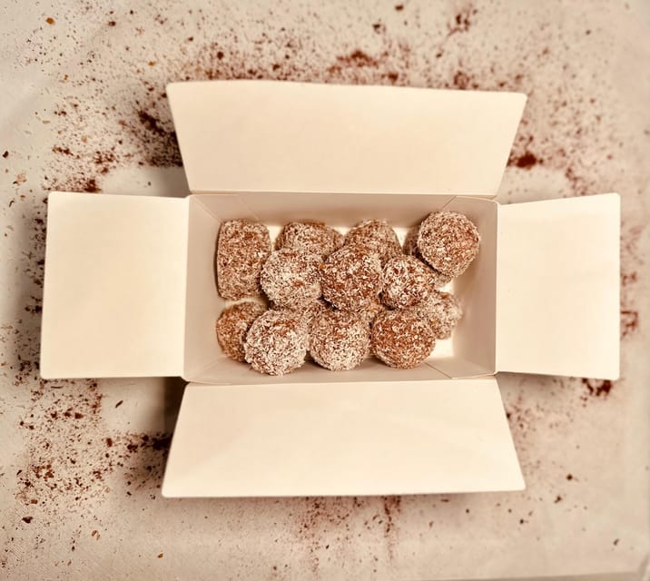 Bruges: Chocolate Truffle Making Class - What the teaching is really like