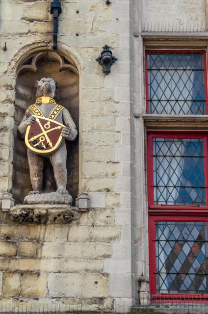 Bruges: Express Walk with a Local in 60 minutes - Who will get the most from this Bruges walk