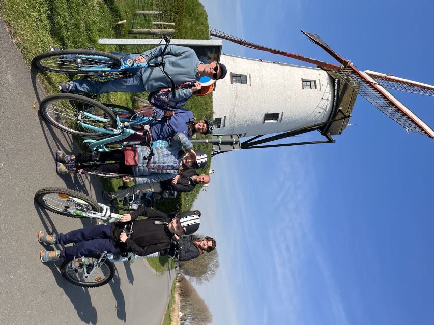 Bruges: Flatlands Guided Bike Tour - Damme and its old fortifications