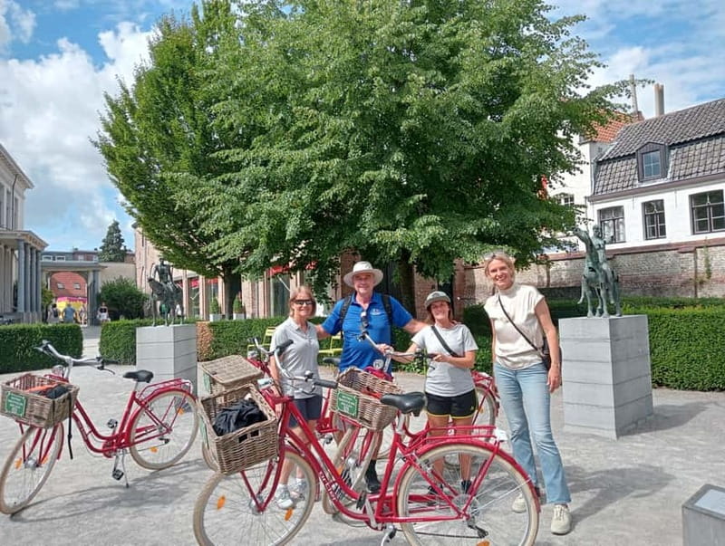 Bruges: Guided Retro Bike Tour of Highlights and Hidden Gems - Key points at a glance