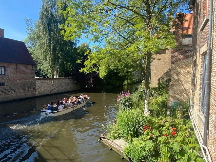 Bruges Guided Walking Tour: Stories, Mysteries and People - Blinde-Ezelstraat, the Fish Market, and the old waterfront