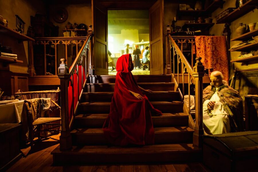 Bruges: Historium Bruges Medieval Experience Ticket - Bruges’ Golden Age, told through Jacob and Anna