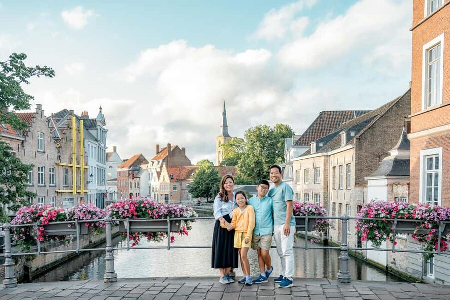Bruges : Your private 1 hour photoshoot in the medieval city - Thirty edited images and 48-hour delivery