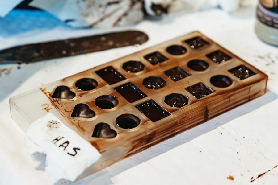 Brussels: 2.5-Hour Belgian Chocolate Making Workshop - Making pralines with your own fillings