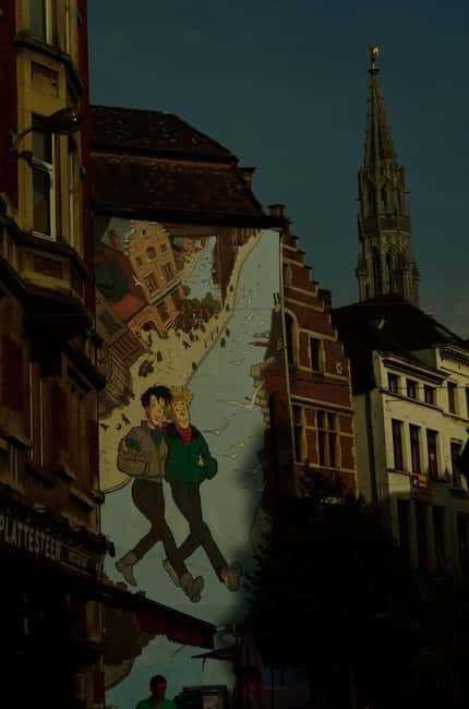 Brussels: 2-Hour Dark Side of Brussels Private Tour - Key points at a glance