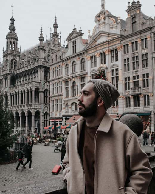 Brussels: 2-Hour Walking Tour of the Historic Center with a Local Guide - Starting beneath the City Hall at Grand-Place