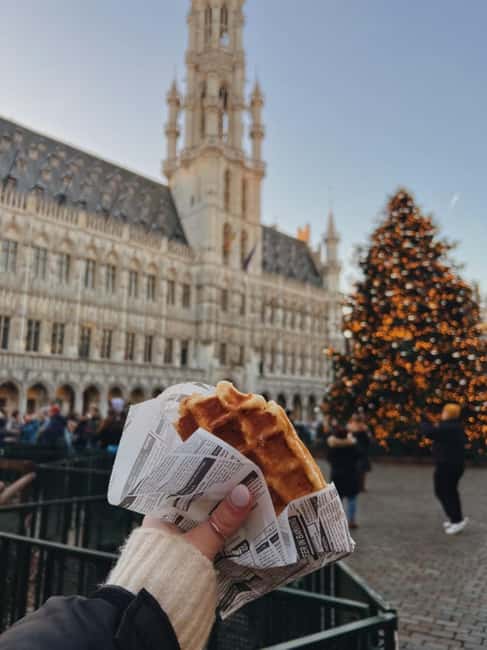 Brussels: 2-Hour Walking Tour of the Historic Center with a Local Guide - Bourse and the architecture of public Brussels