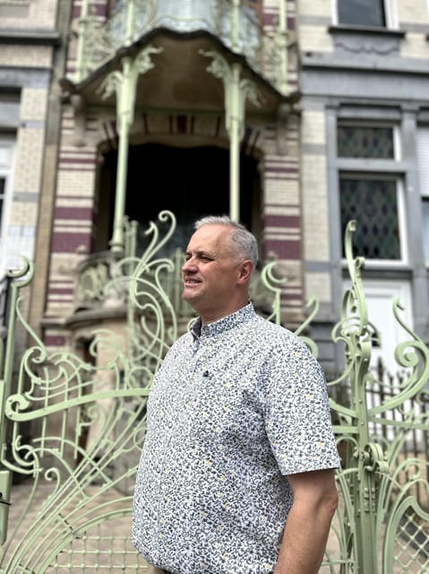Brussels: 2-hours "Art Nouveau" Walking Tour - Maison Saint Cyr, Maison Van Dyck, and the smaller details