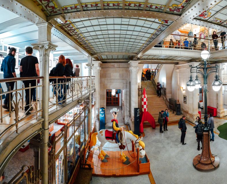 Brussels: 48 Museums, Atomium, and Discounts Card - Chocolate, comics, beer, and trains