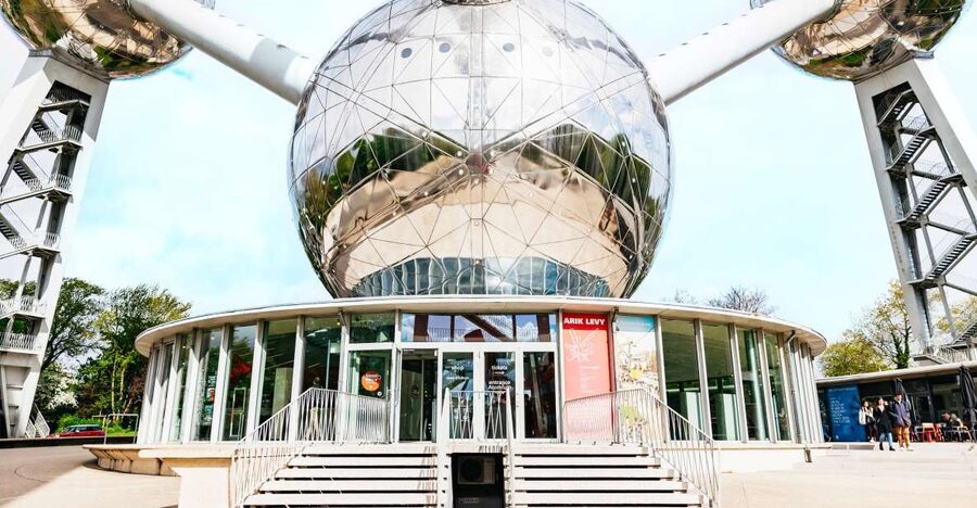 Brussels: Atomium Entry Ticket with Design Museum Ticket - How long to allow for both attractions