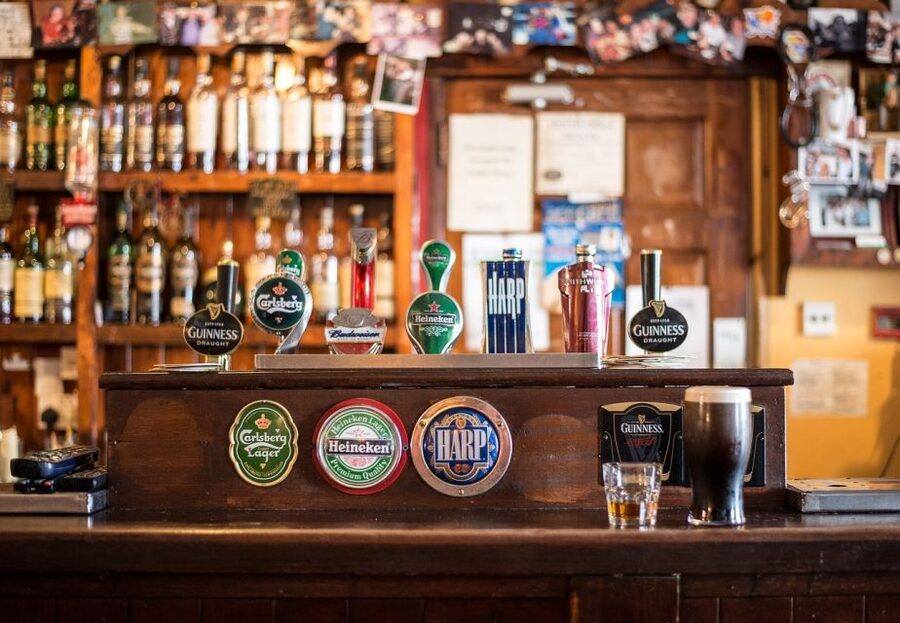 Brussels: Beer Tasting with a Local Guide - Four beers, three settings, one Brussels introduction
