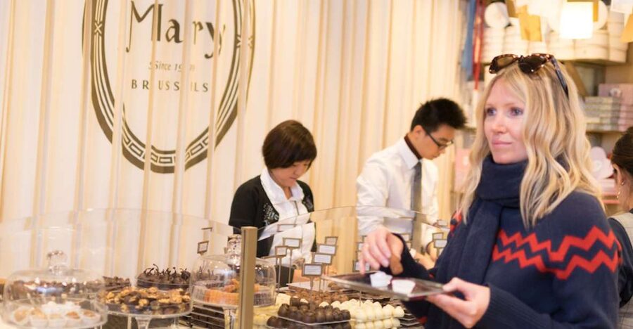Brussels: Belgian Chocolate, Beer, and Fries Tasting Tour - Six pralines from Pierre Marcolini, Mery, and Jitsk