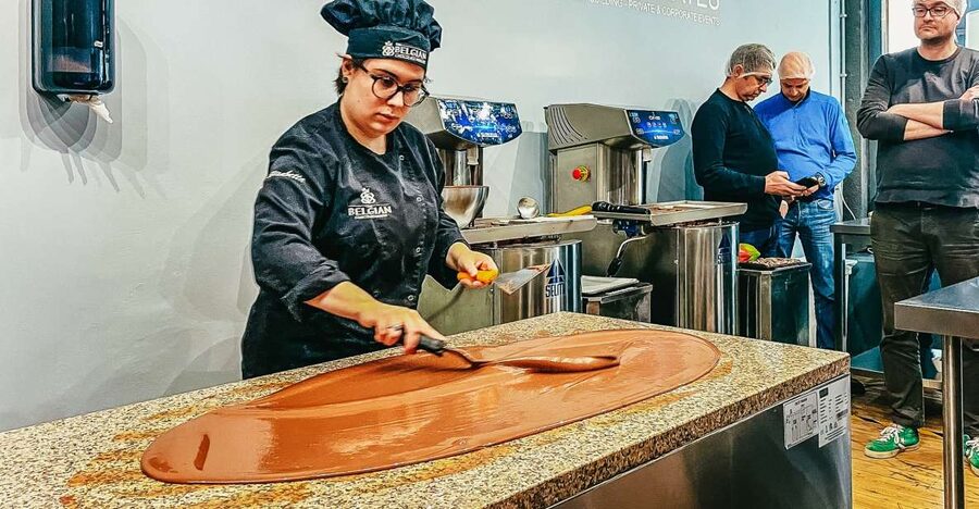 Brussels: Belgian Chocolate Making Workshop with Tastings - Key points to know before booking