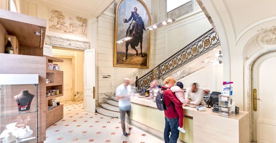 Brussels: BELvue Belgium History Museum Entry Ticket - Start beside the Royal Palace