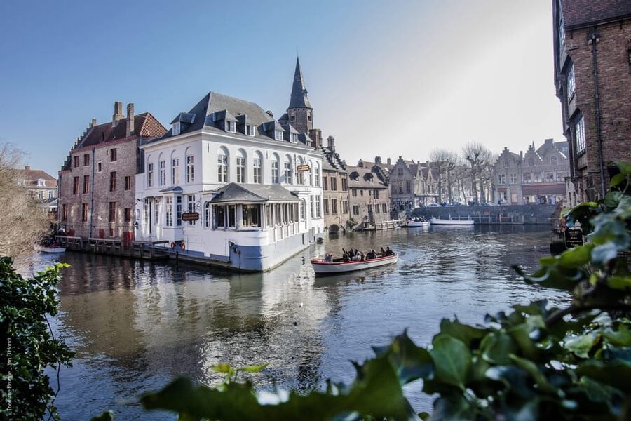Brussels: Bruges & Ghent Tour with Cruise & Chocolate Visit - What the $81 price really buys you
