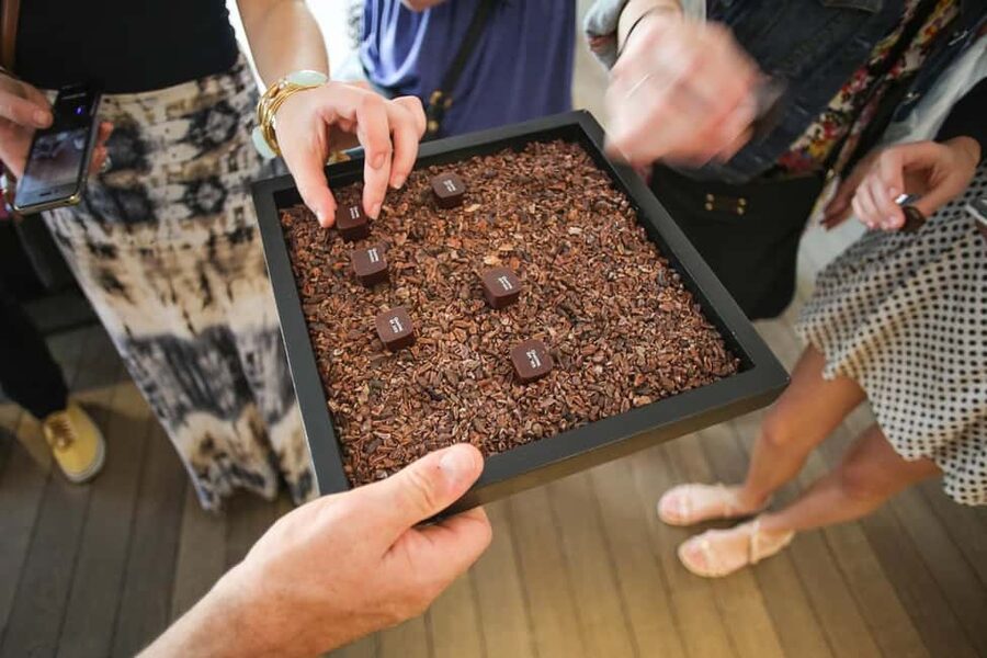 Brussels: Chocolate Appreciation and Tasting Walking Tour - How much chocolate do you really get?