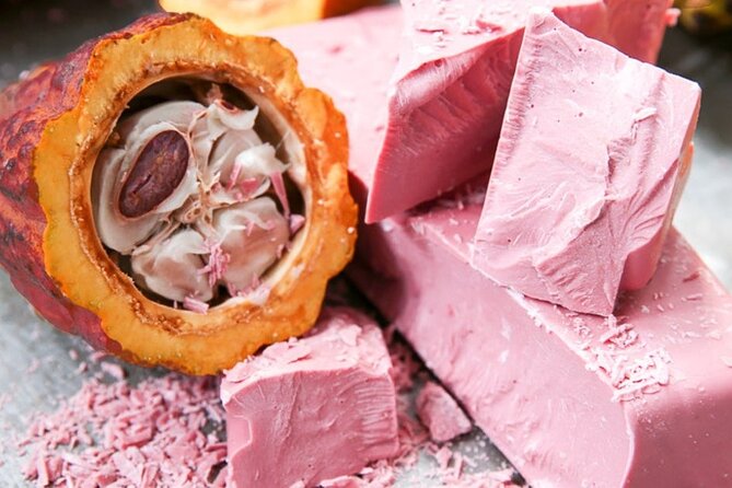 Brussels Chocolate Walking Tour and Workshop - What the guides add to the afternoon