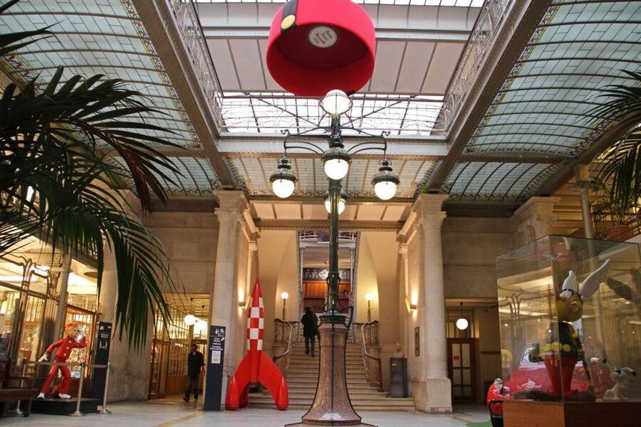Brussels: City Card with Hop-On Hop-Off Bus - A bus tour that helps you get your bearings