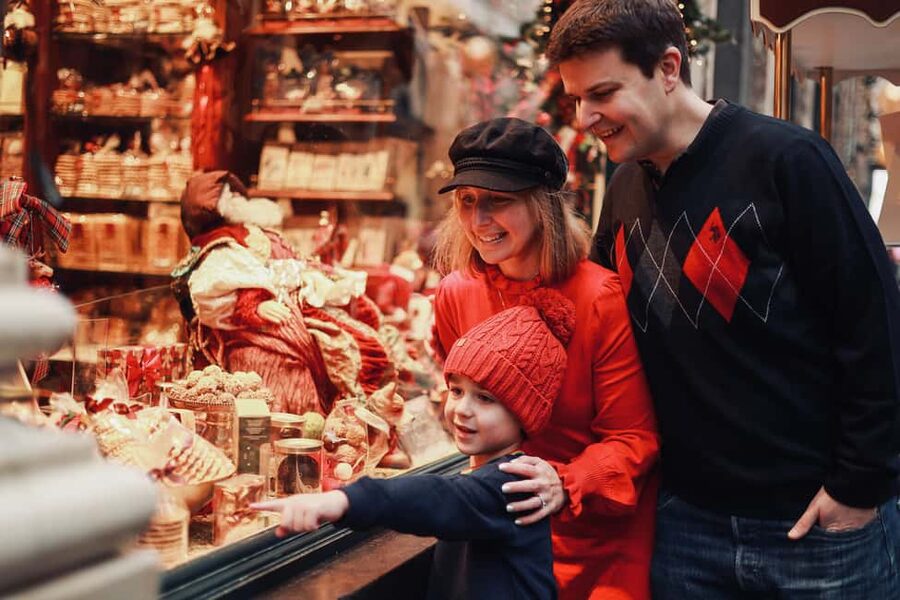 Brussels City Photoshoot With a Professional Photographer - Is $159 per person good value?