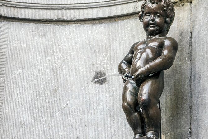 Brussels: City Walk with Audioguide in 7 Languages on your Phone - The Royal Palace and Brussels Park