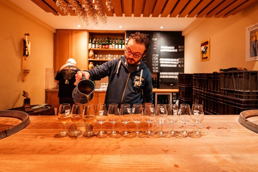 Brussels: Discover Belgium's Breweries with a Local - Who should book this experience