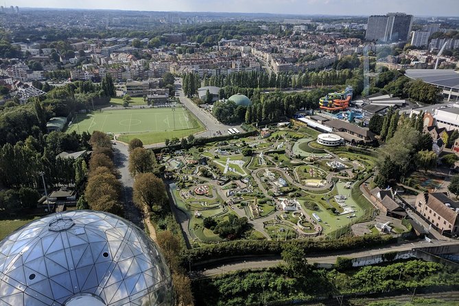 Brussels’ European Quarter And The Atomium - Taking the metro to the Atomium